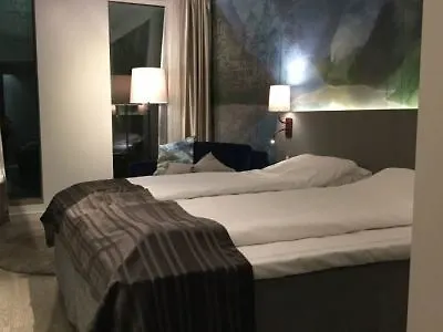 Scandic Flesland Airport Hotell Bergen 4*,